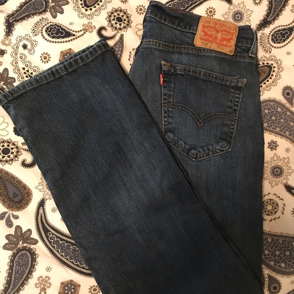 Like New 559 Levi’s 34W 32L